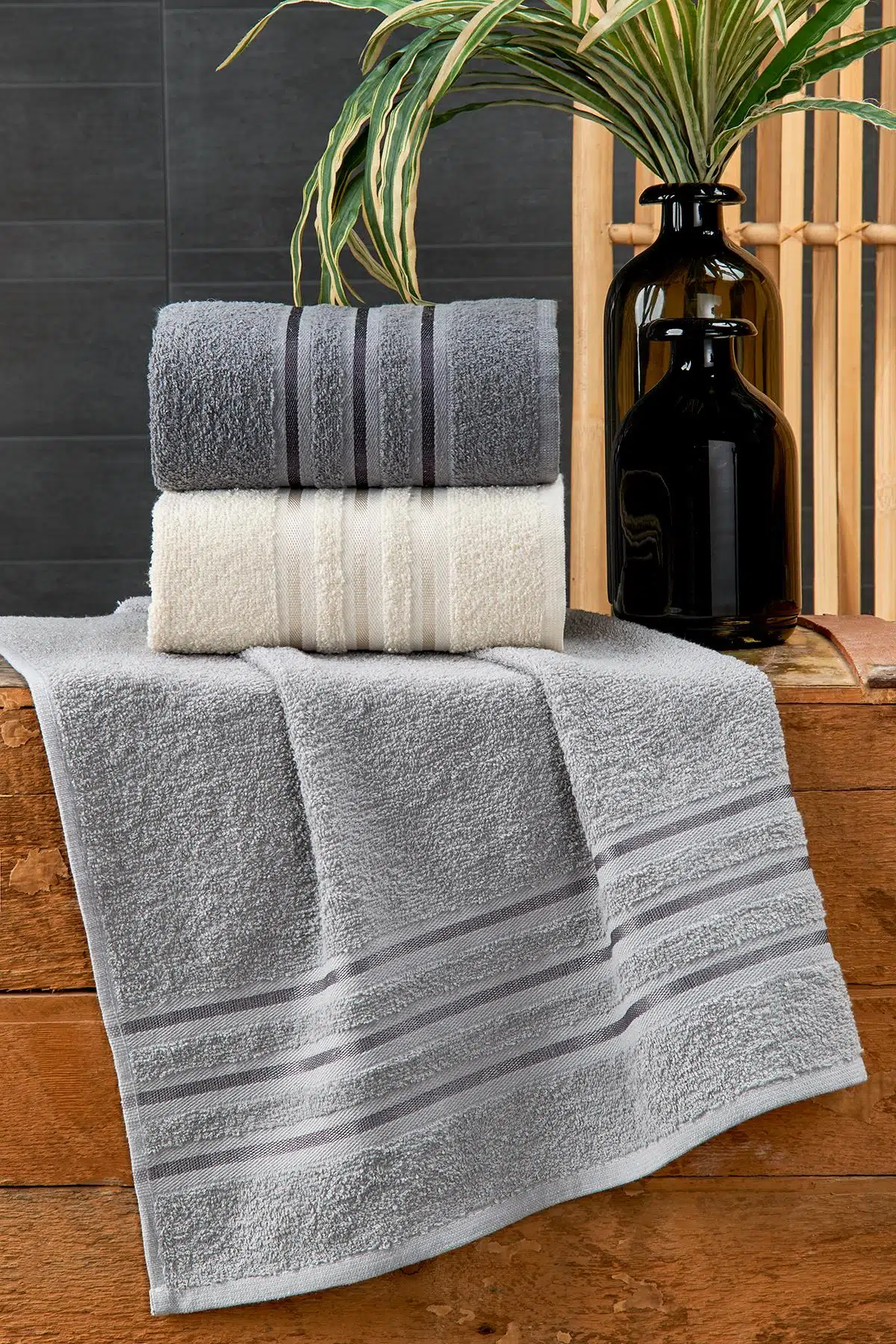 3 lü Bordürlü Havlu seti